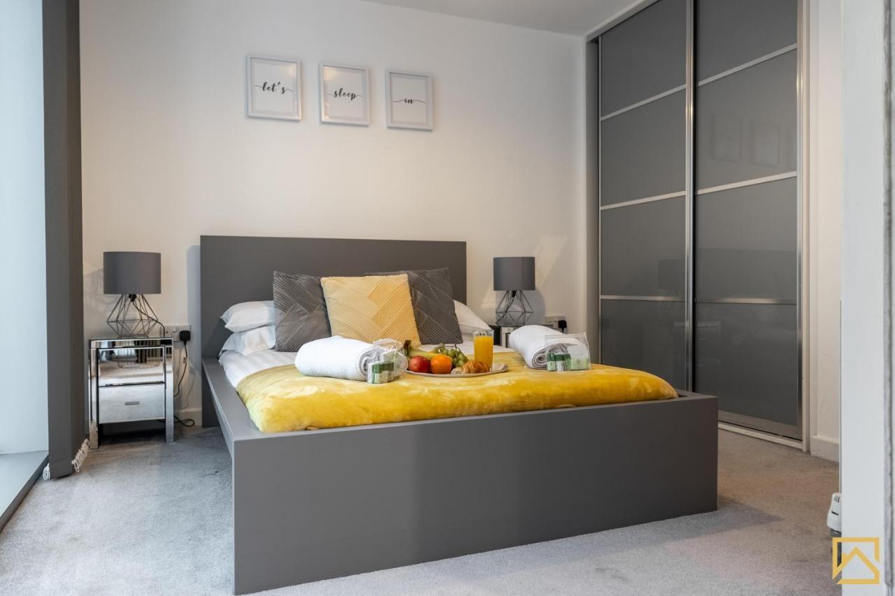 Modern 1 Bed In Central Mk, Free Parking, Smart Tv, Manhattan House By Valore Property Services Milton Keynes Kültér fotó